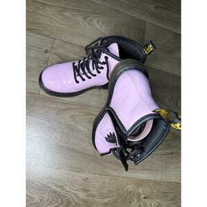 Dr. Martens Big Kids 1460 Patent Leather Lace Up Boots Size 2. Pink